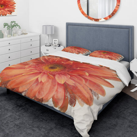 Vivid Red Daisy - Traditional Duvet Cover Set