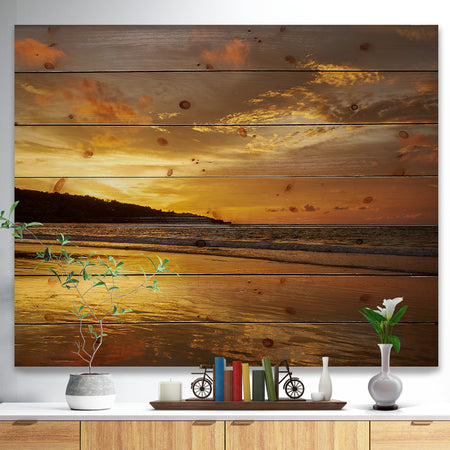 Amazing Beach with Beautiful Breaking Waves - Modern Beach Print on Natural Pine Wood