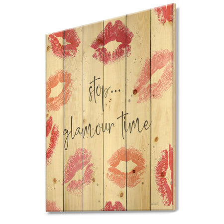 Chic Accents VI - Fashion Print on Natural Pine Wood