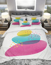 Minimal Spots Balance IV - Geometric Duvet Cover Set