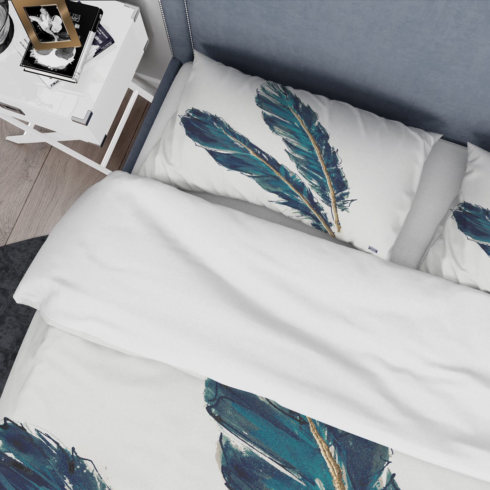 Gold Indigo Feathers III - Glam Duvet Cover Set