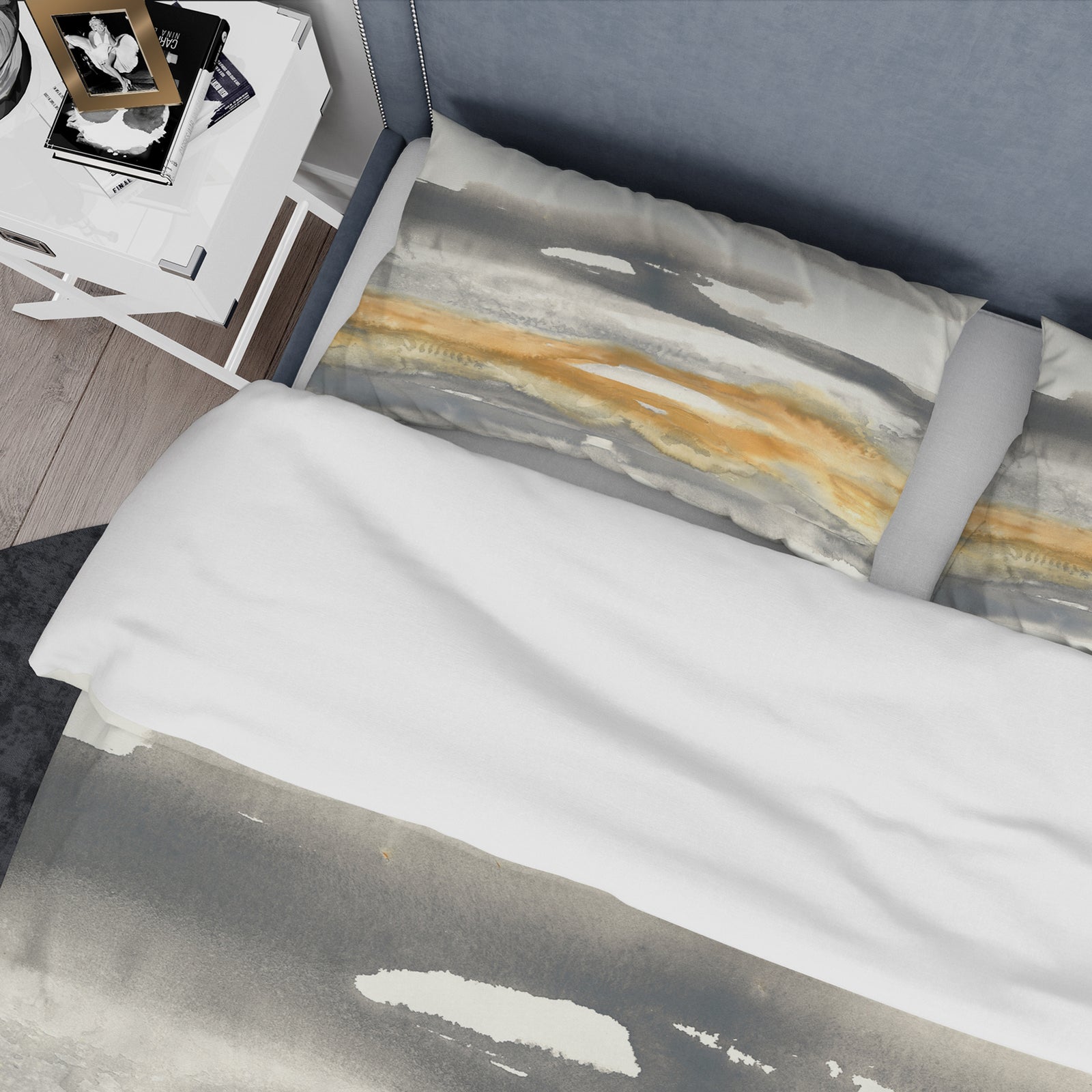 Gold Glamour Direction I - Glam Duvet Cover Set