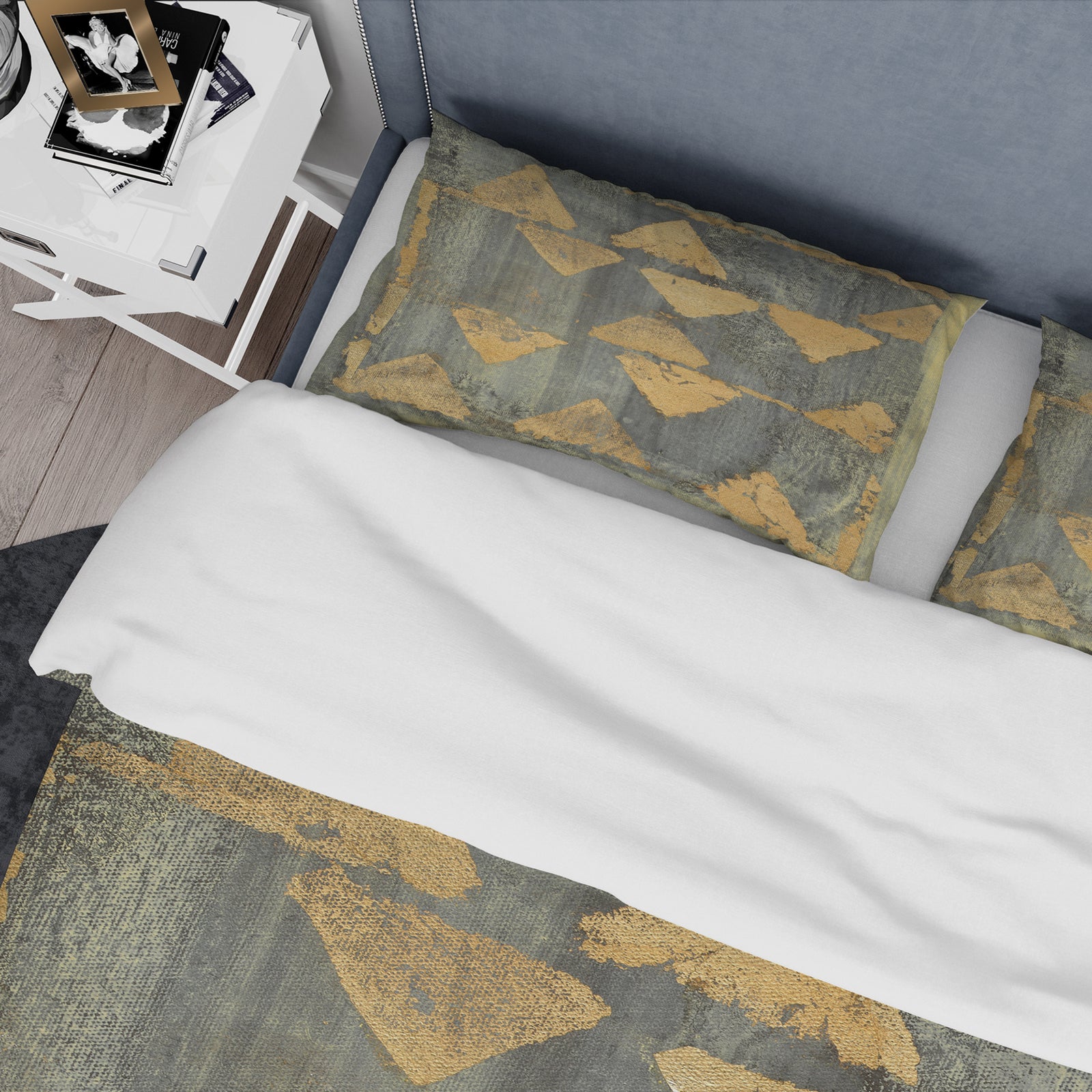 Glam Metallic Form I - Glam Duvet Cover Set