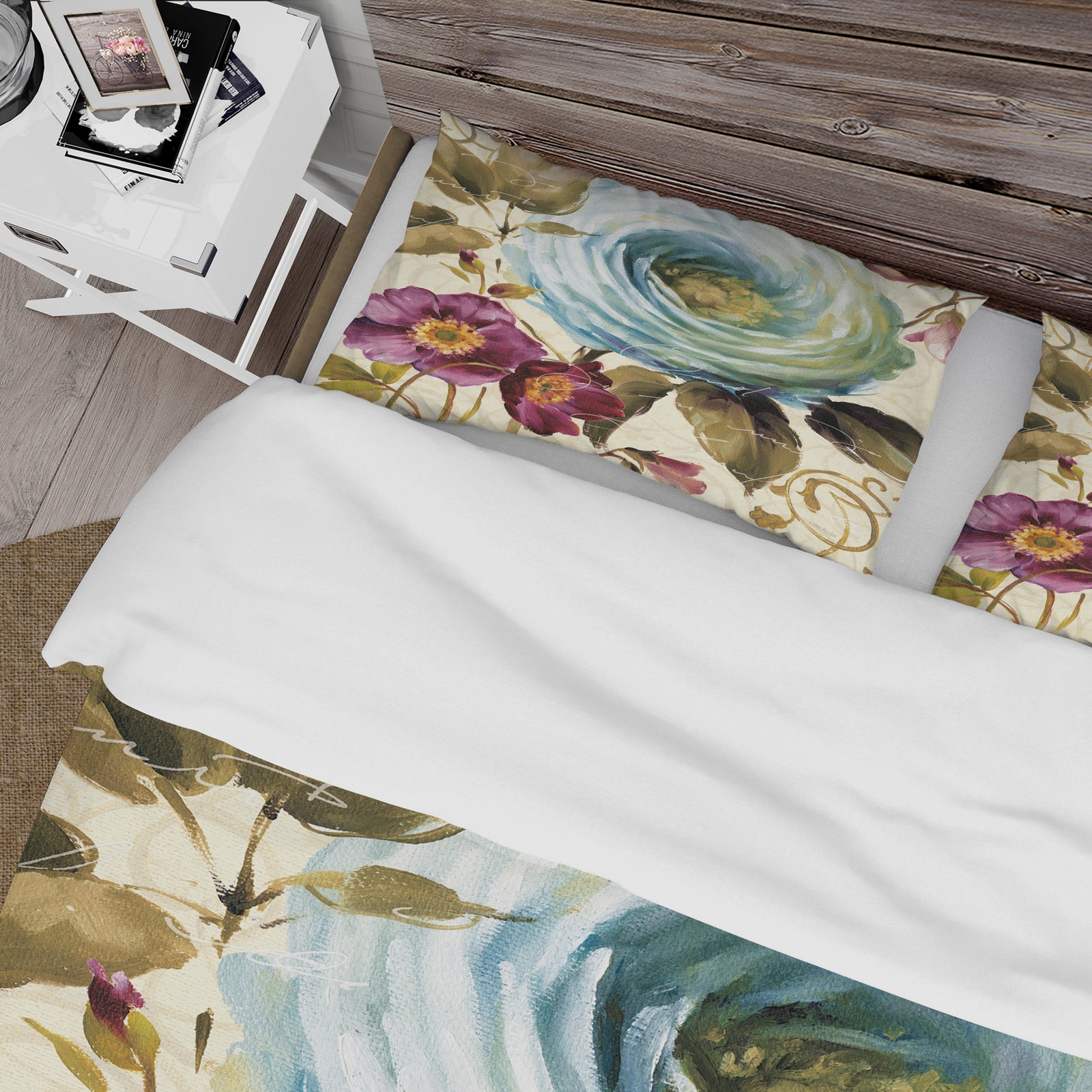 Victorias Cream Flower - Cottage Duvet Cover Set