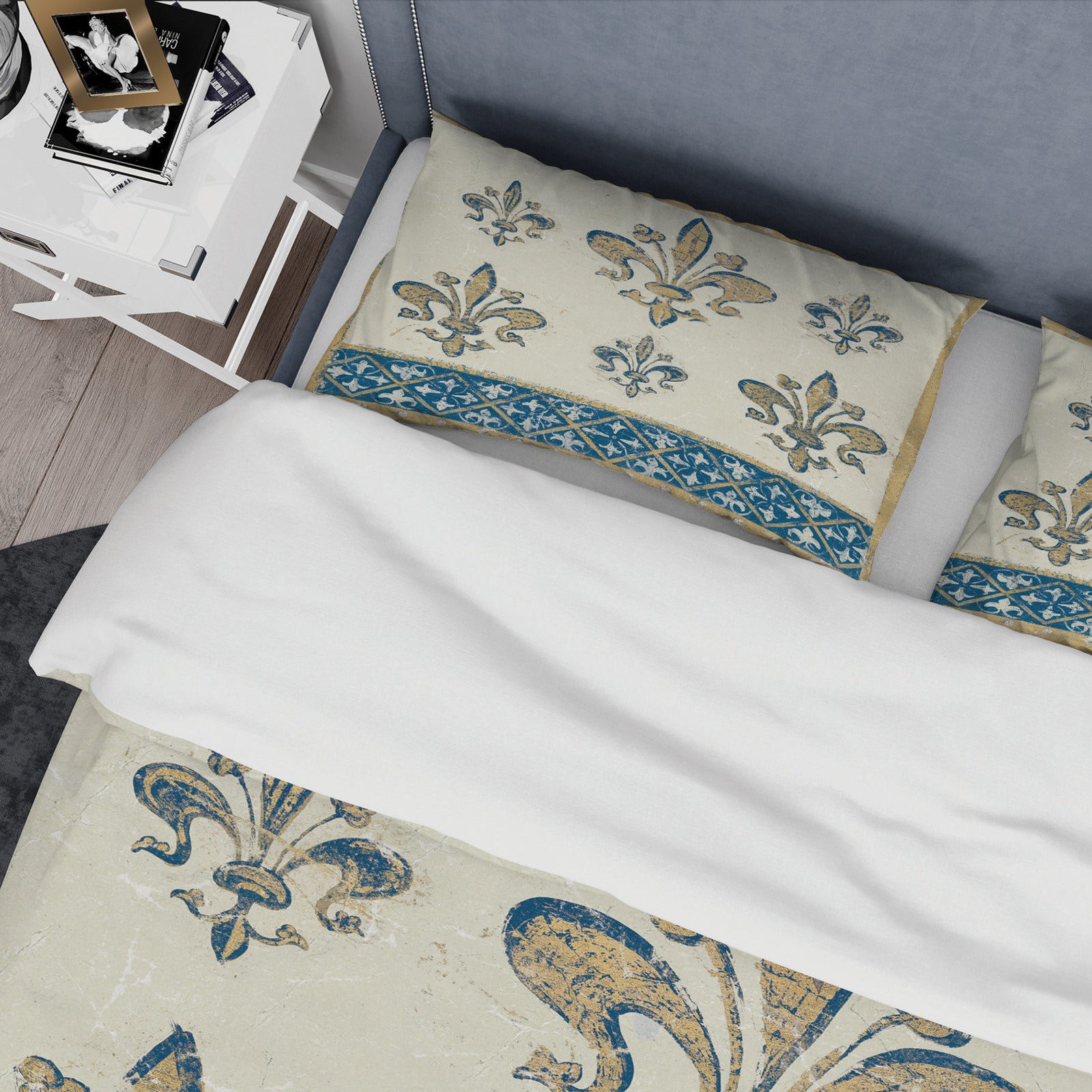 Fleur de Lis Gold Pattern - Glam Duvet Cover Set