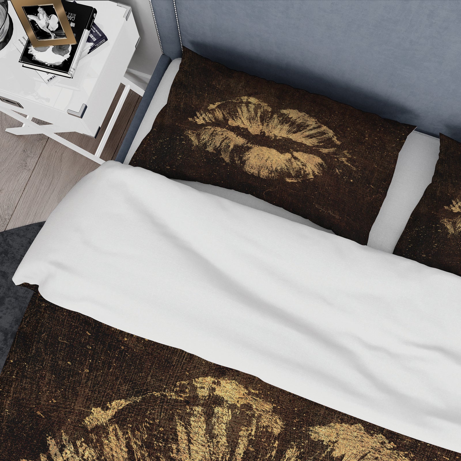 Gold Fashions Lips - Glam Duvet Cover Set