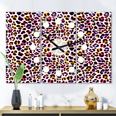 Leopard Fur Safari VII - Oversized Mid-Century wall clock - 3 Panels
