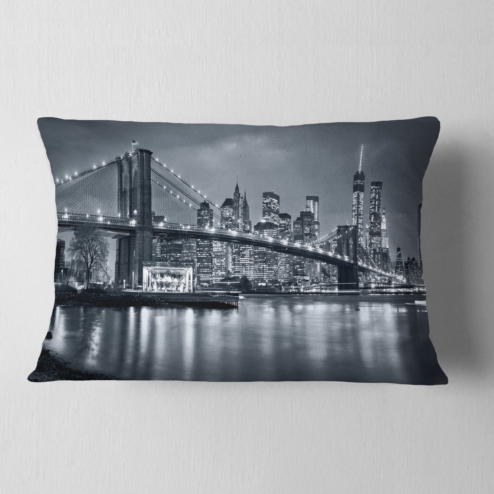 Panorama New York City at Night - Cityscape Throw Pillow
