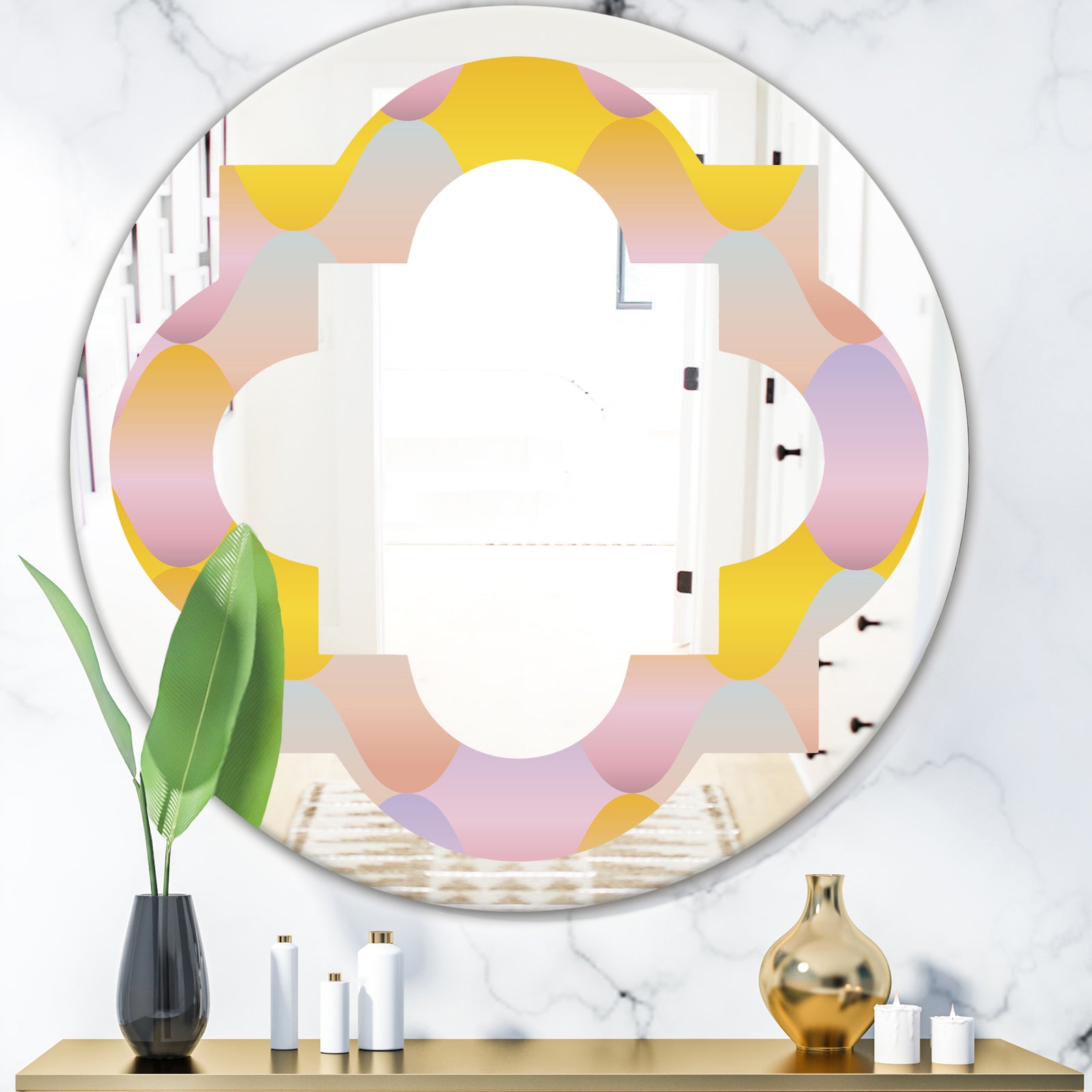 Golden Geometrical Diamond Pattern II - Modern Round or Oval Wall Mirror - Quatrefoil