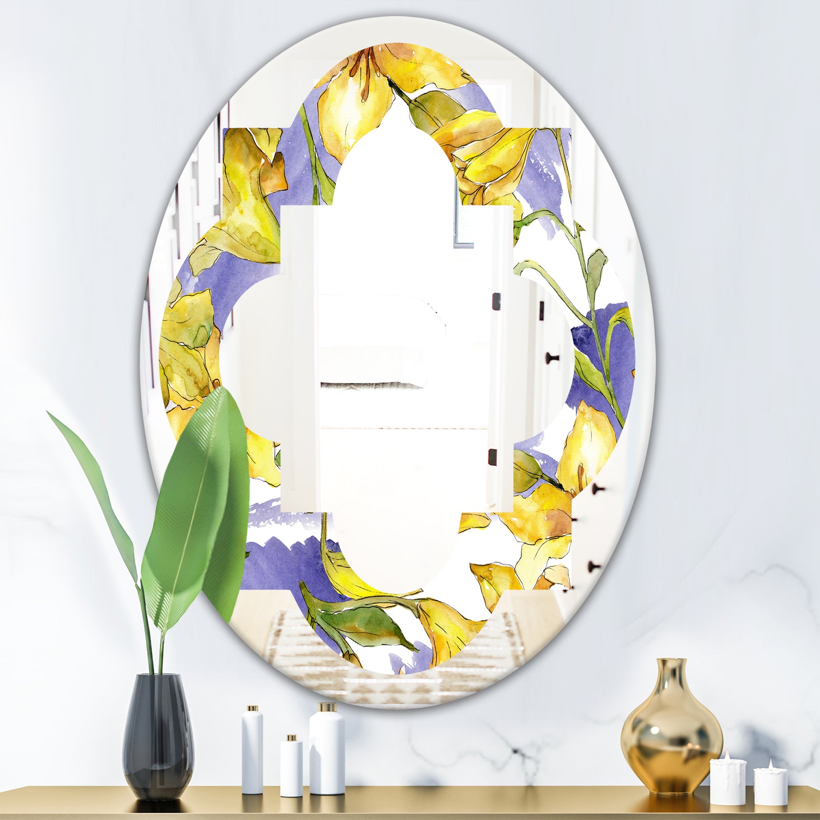 Retro Handdrawn Poppies V - Cottage Round or Oval Wall Mirror - Quatrefoil