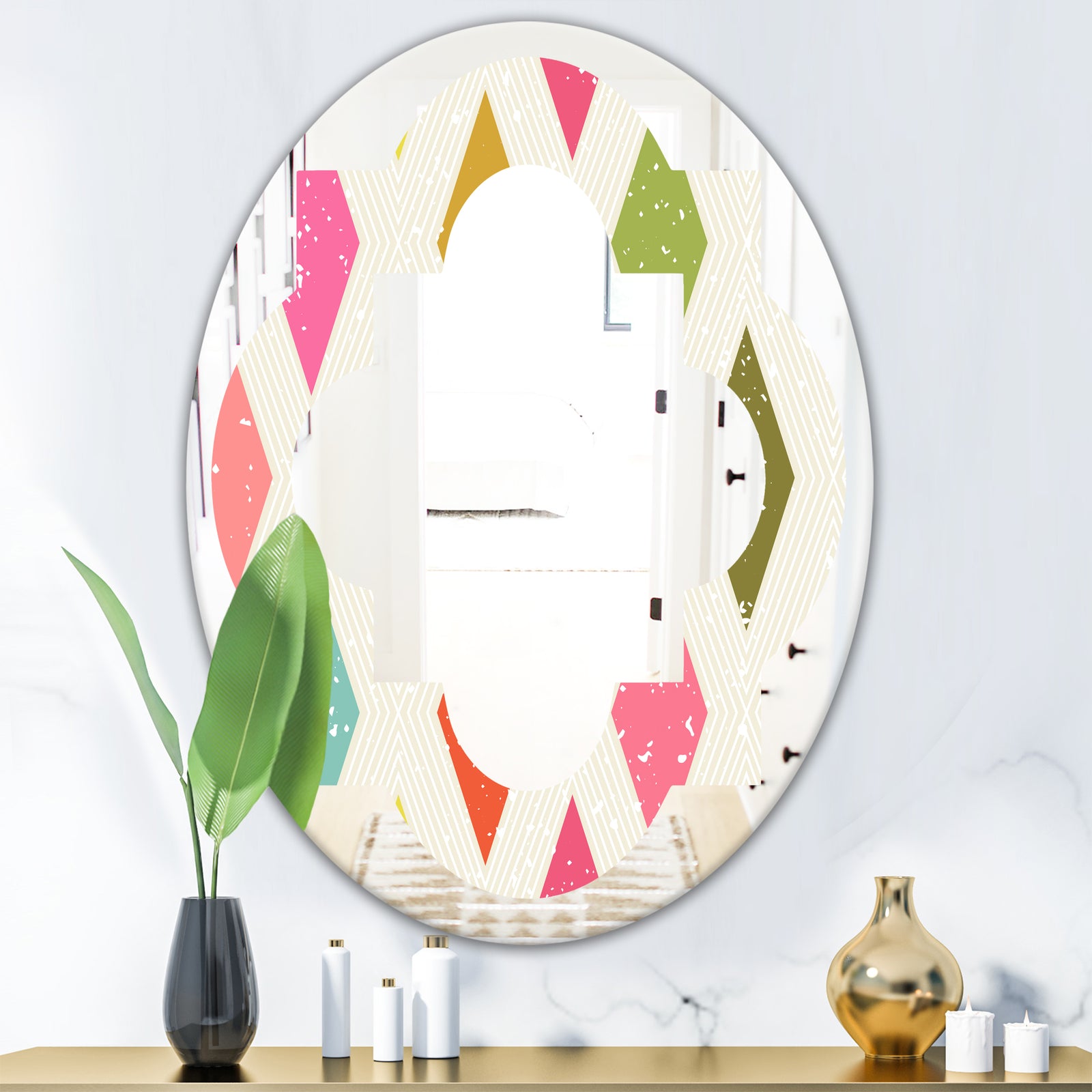 Diamond Retro III - Modern Round or Oval Wall Mirror - Quatrefoil