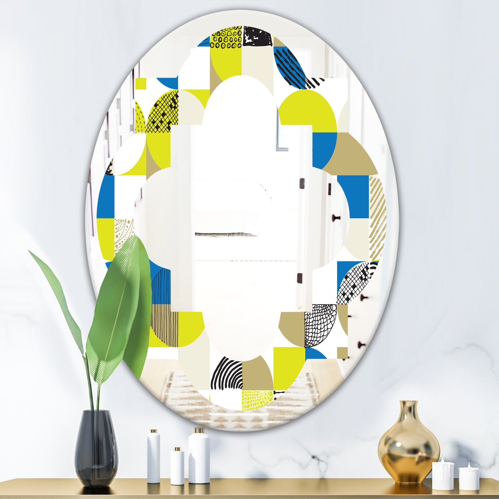 Circular Retro Design I - Modern Round or Oval Wall Mirror - Quatrefoil