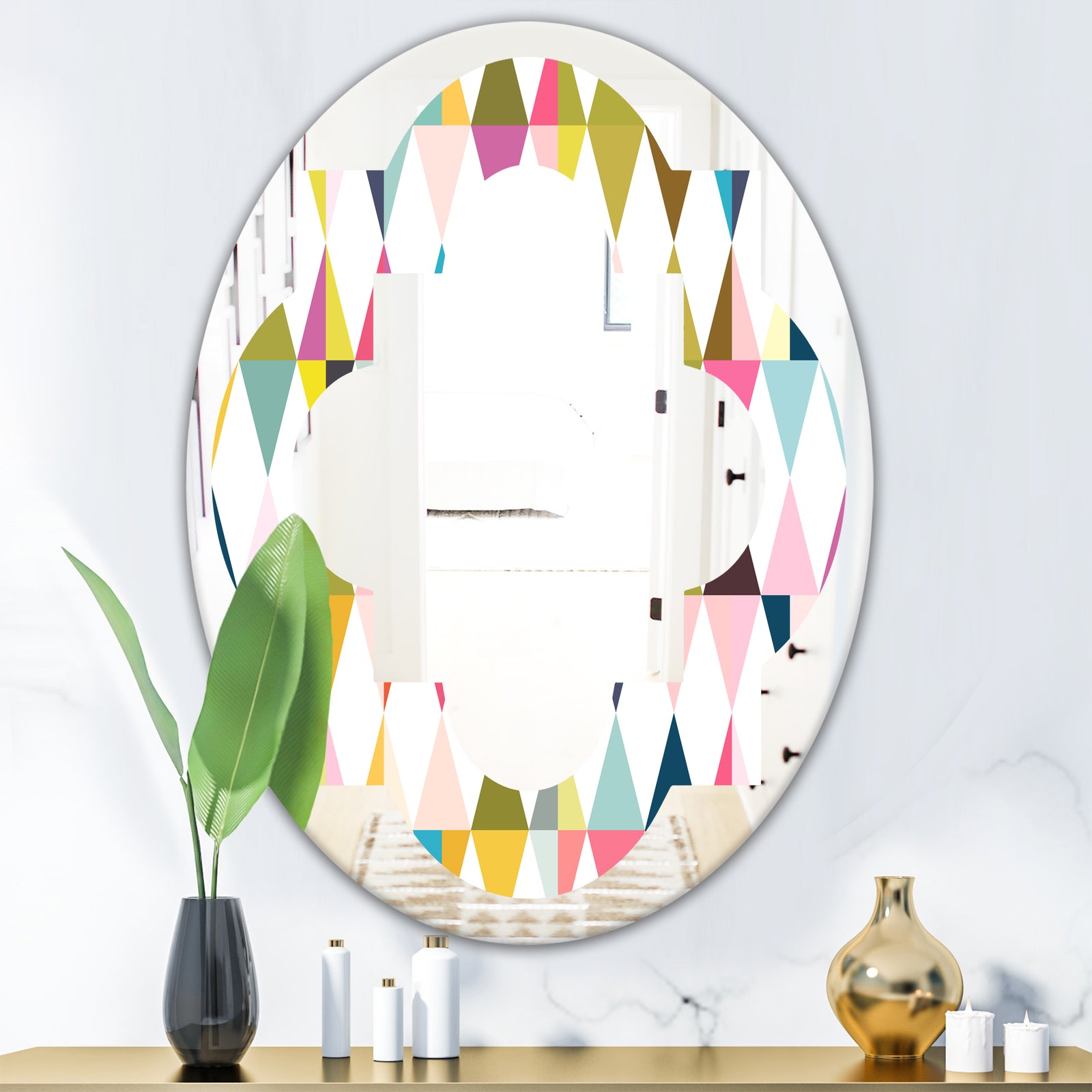 Diamond Retro VII - Modern Round or Oval Wall Mirror - Quatrefoil