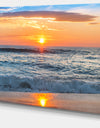 Beautiful Sunrise over the Horizon. - Modern Beach Canvas Art Print