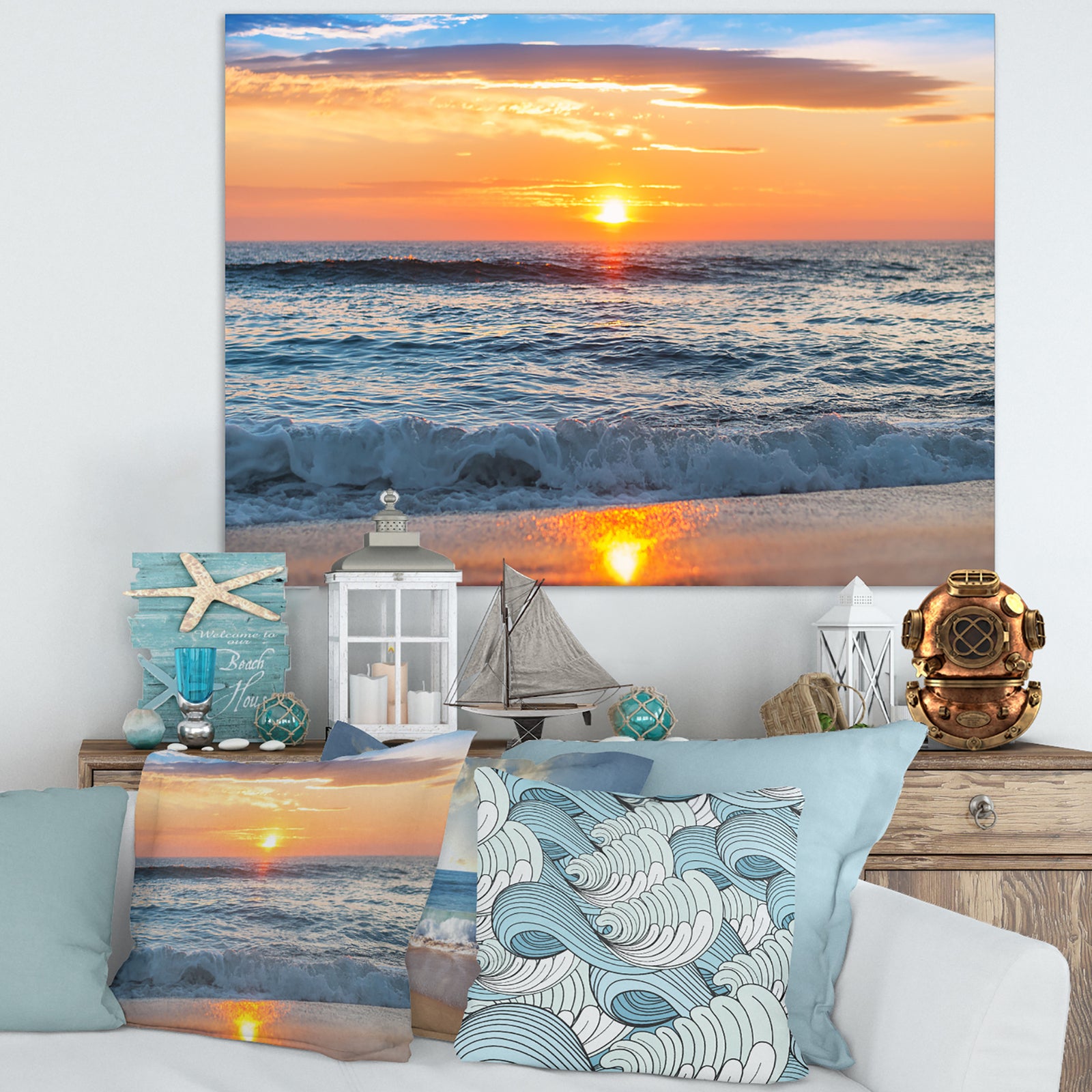 Beautiful Sunrise over the Horizon. - Modern Beach Canvas Art Print