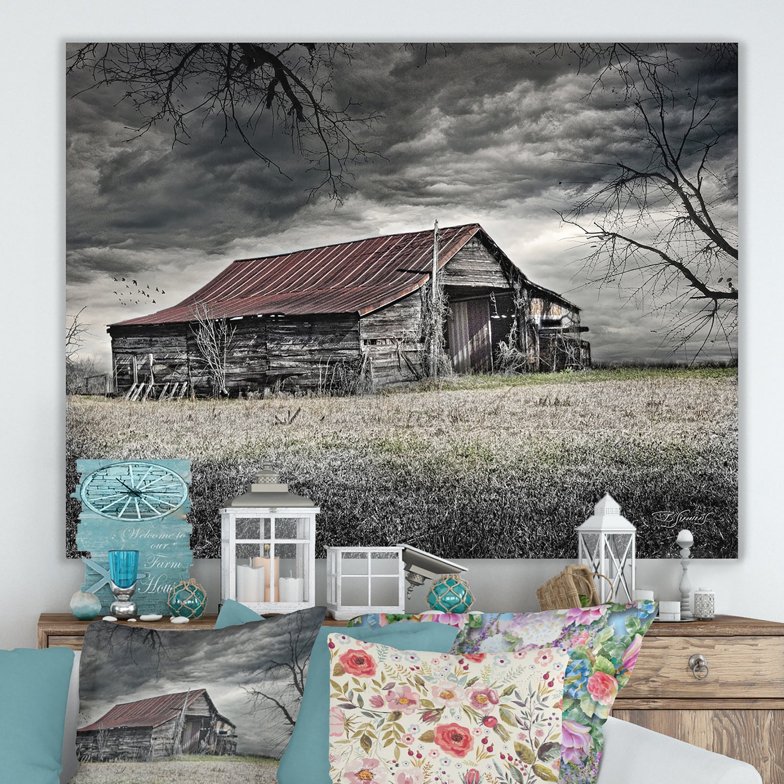 Storm Barn - Farmhouse Canvas Artwork