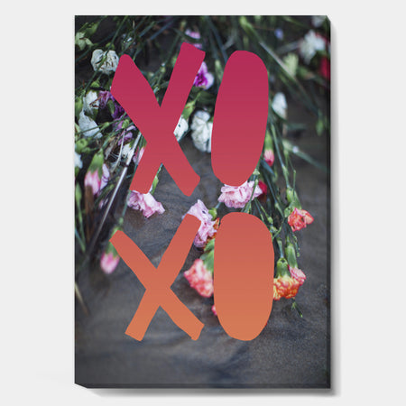 xoxo - Cottage Premium Canvas Wall Art