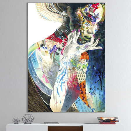 Urban Beauty Wondering - Modern & Contemporary Canvas Artwork
