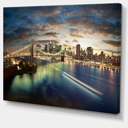 New York Under Cloudy Skies - Cityscape Photo Canvas Print