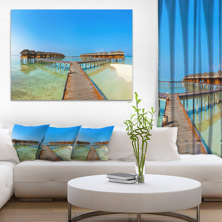 Bungalows in Maldives Island - Landscape Photo Canvas Print
